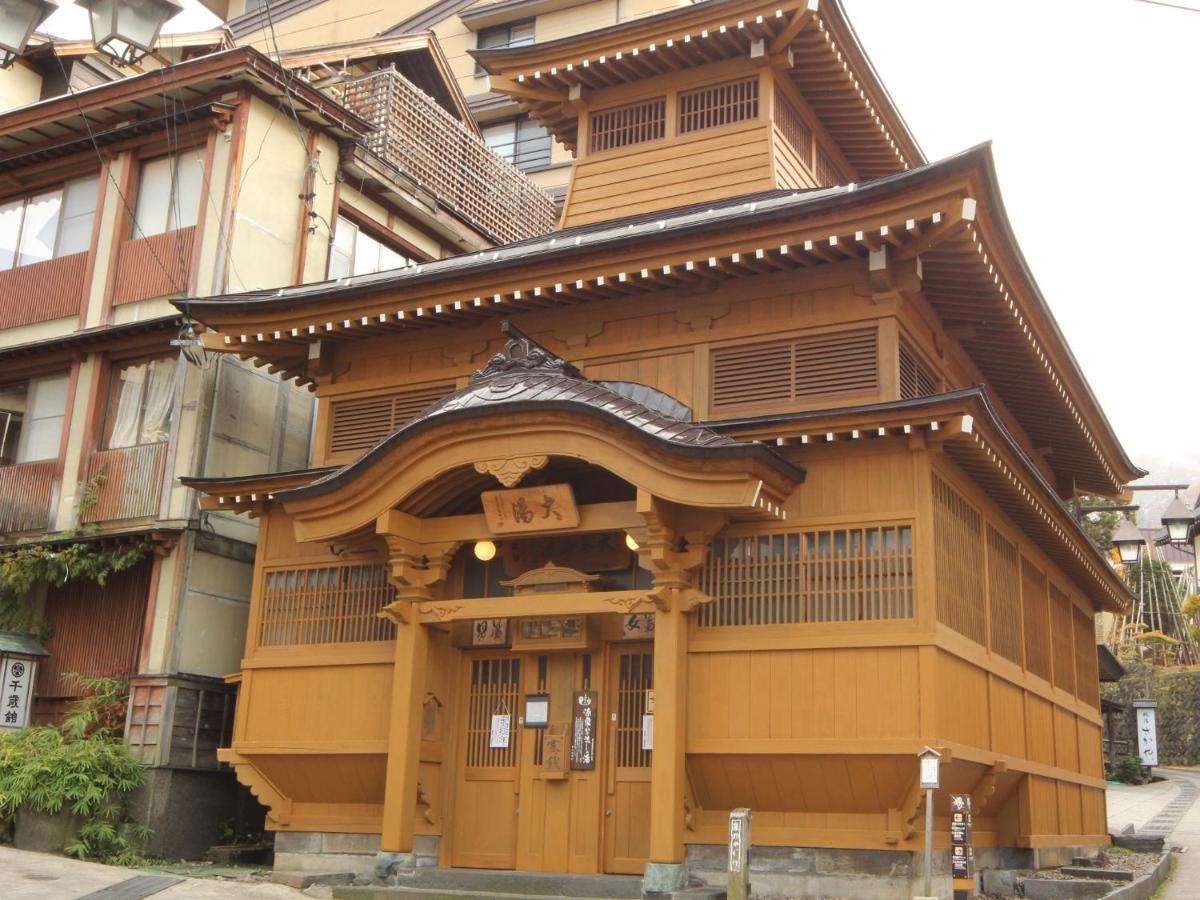 Kawatatsu Hotell Nozawaonsen Eksteriør bilde