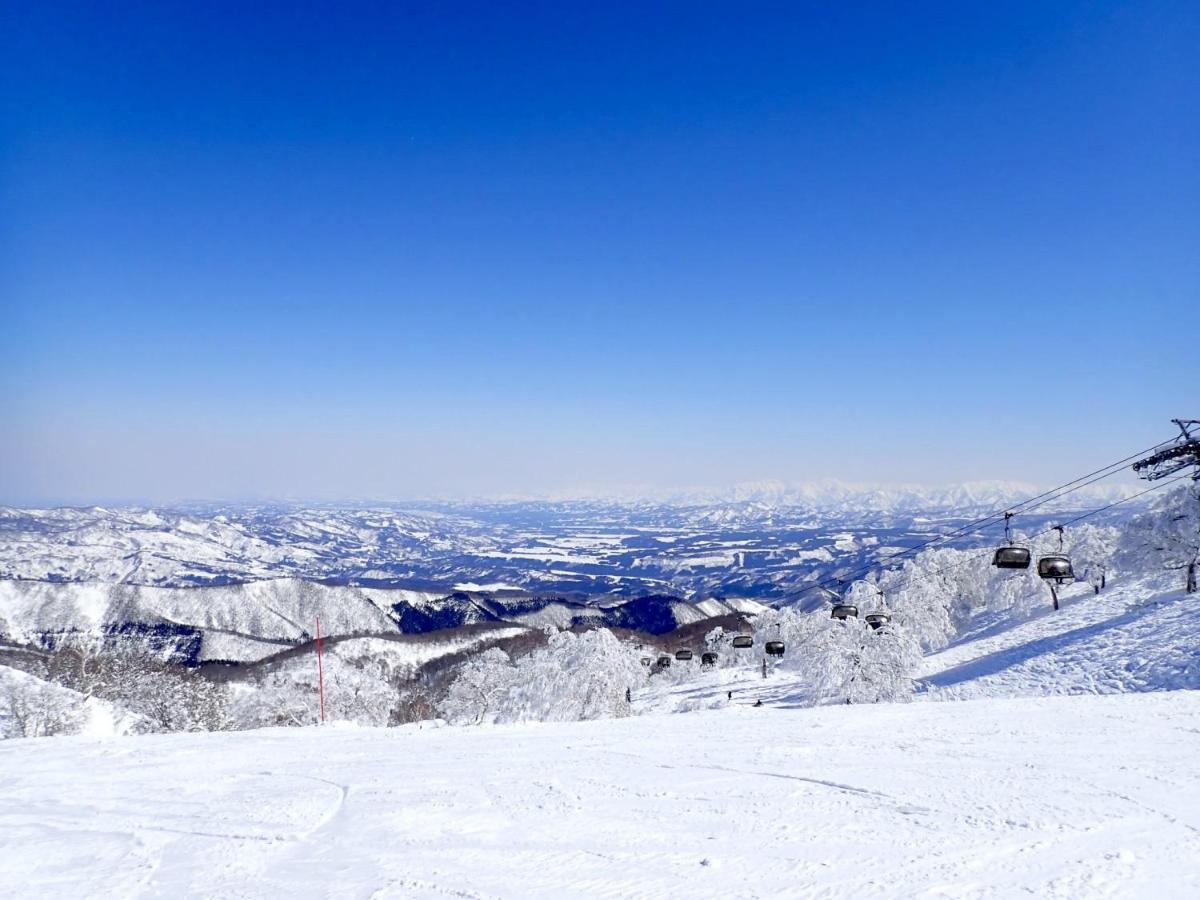 Kawatatsu Hotell Nozawaonsen Eksteriør bilde